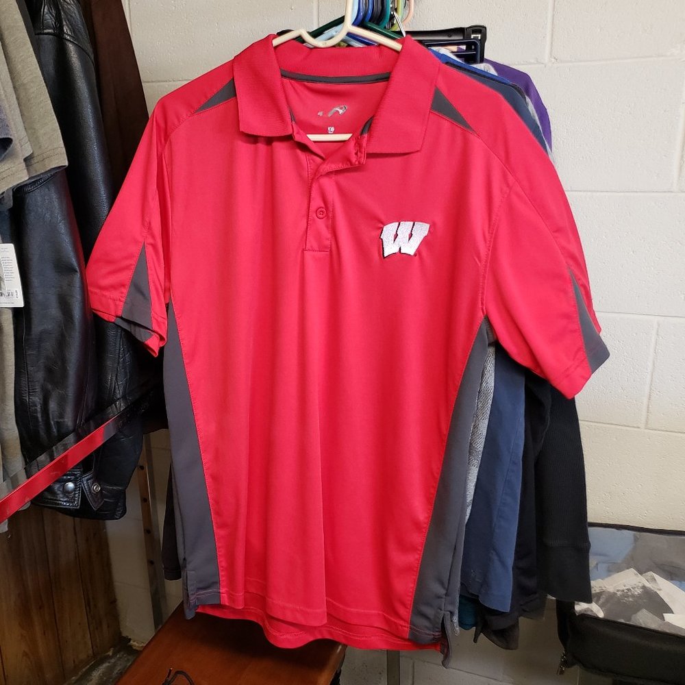 Wisconsin Badgers ~ America Athletic Polo Shirt ~ Red ~ L
